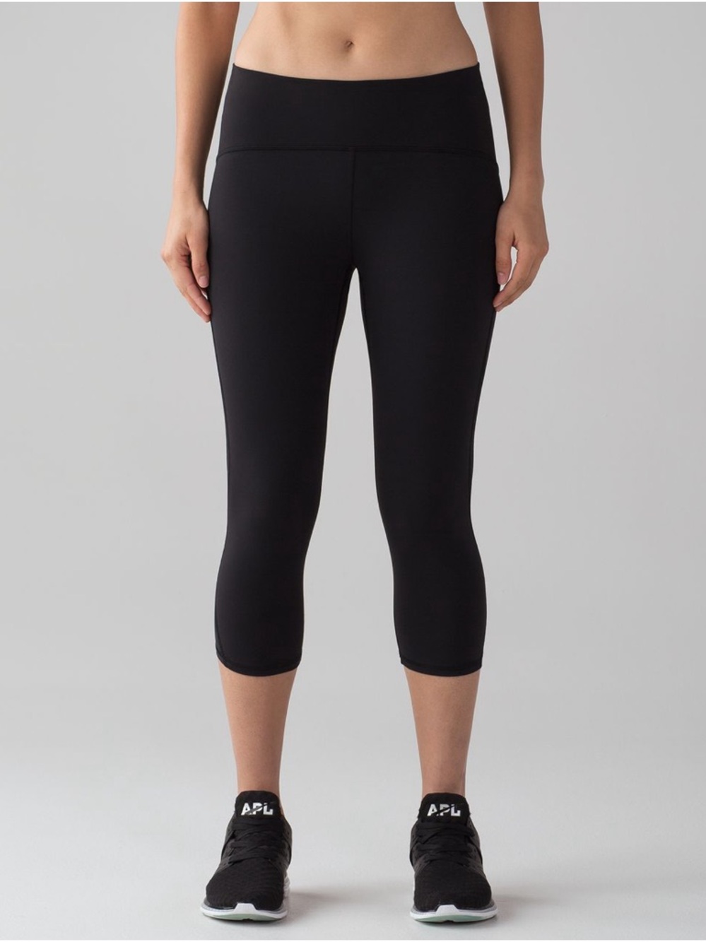 Lululemon Train Times Crop Leggings 17” in Black: 8